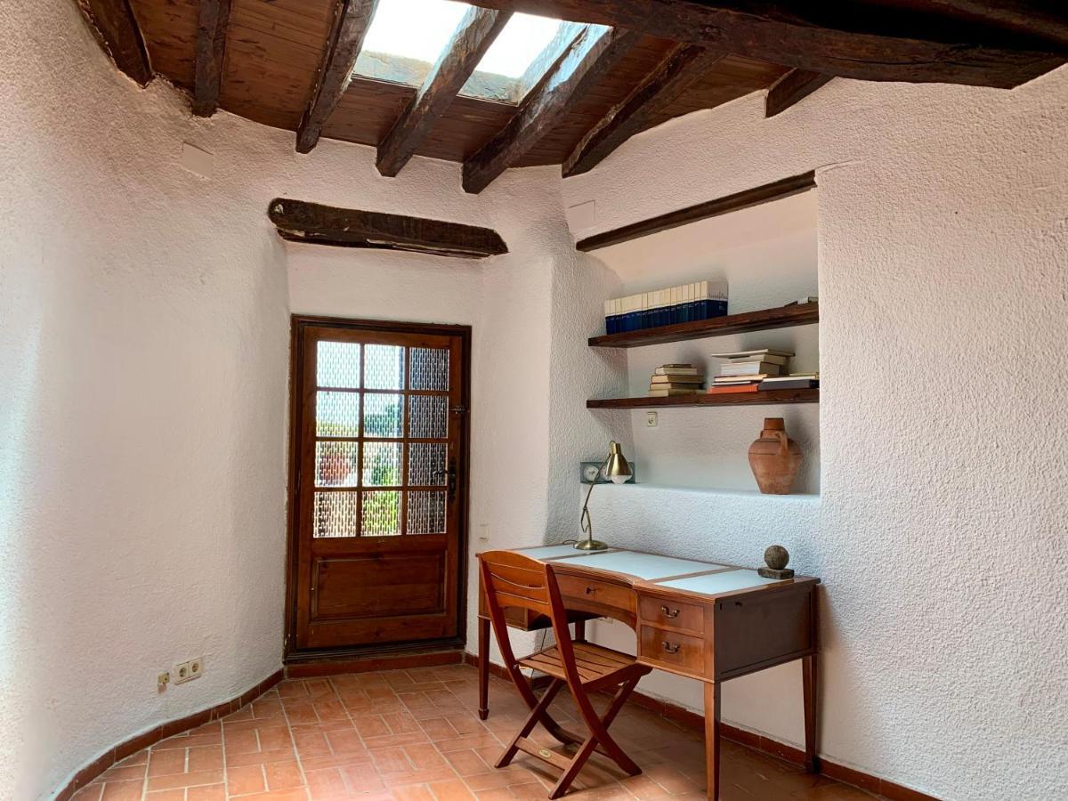 Els Racons Del Fort Castle In Wine Territory Capmany Extérieur photo